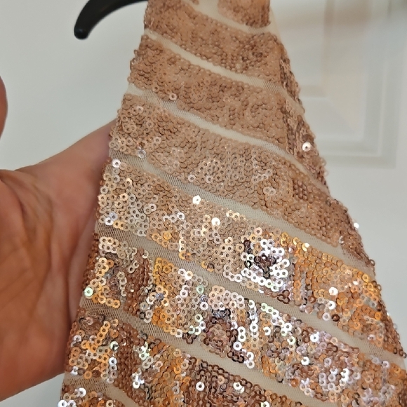 Glamorous Sequin V-Neck Mini Dress in Rose Gold - Picture 3 of 8